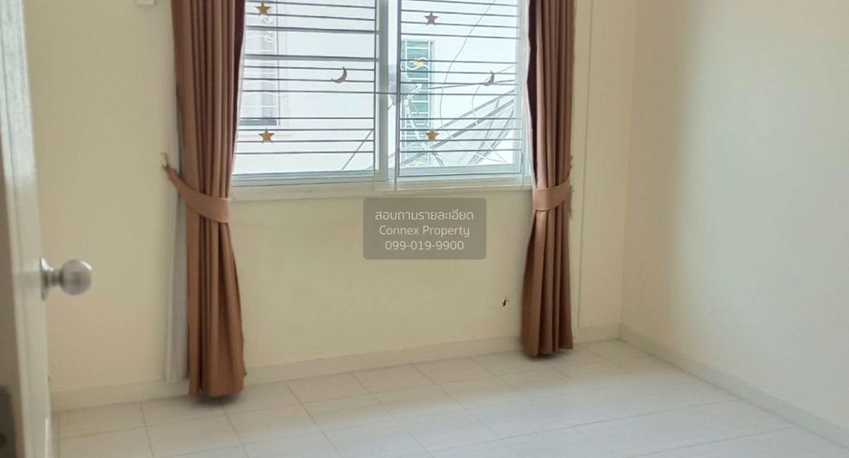 For sale 2 bedrooms townhouse in Phra Samut Chedi, Samut Prakan