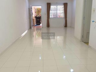 For sale 2 bedrooms townhouse in Phra Samut Chedi, Samut Prakan