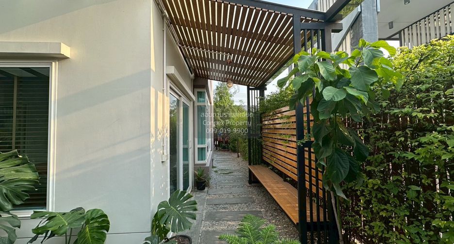 À vendre 4 chambres maison à Mueang Chon Buri, Chonburi