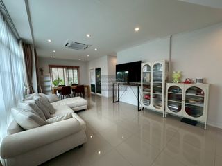 À vendre 4 chambres maison à Mueang Chon Buri, Chonburi