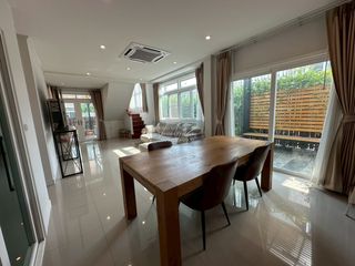 À vendre 4 chambres maison à Mueang Chon Buri, Chonburi