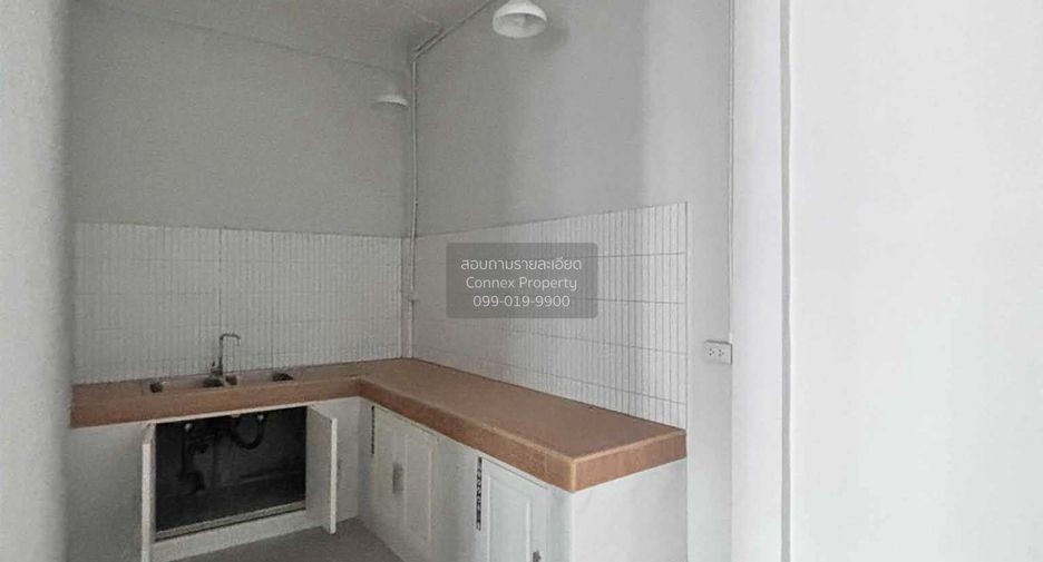 For sale 4 bedrooms house in Phasi Charoen, Bangkok