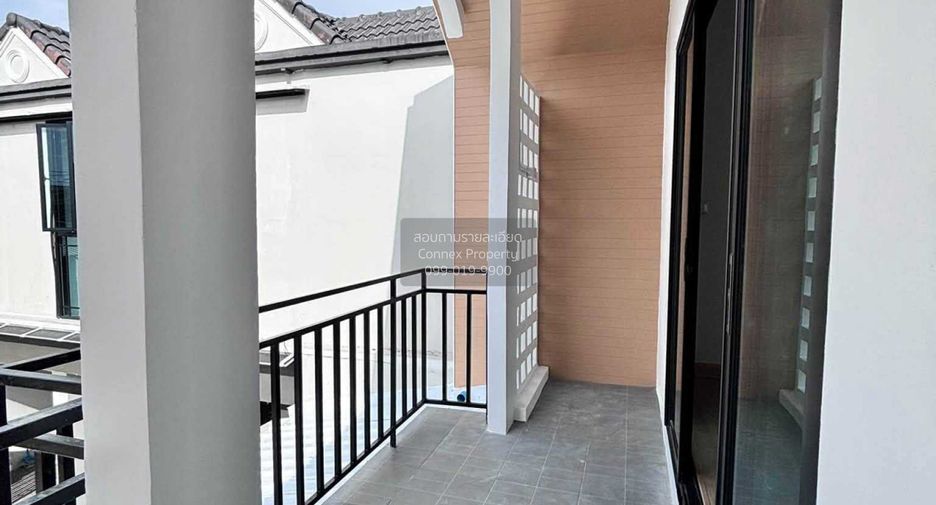 For sale 4 bedrooms house in Phasi Charoen, Bangkok