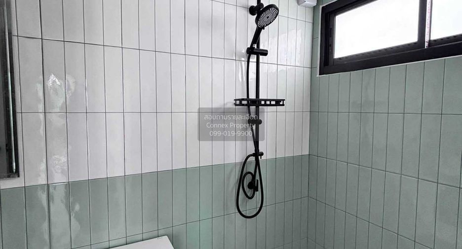 For sale 4 bedrooms house in Phasi Charoen, Bangkok