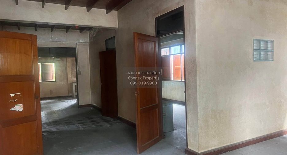 For sale 4 ベッドルーム house in Chom Thong, Bangkok