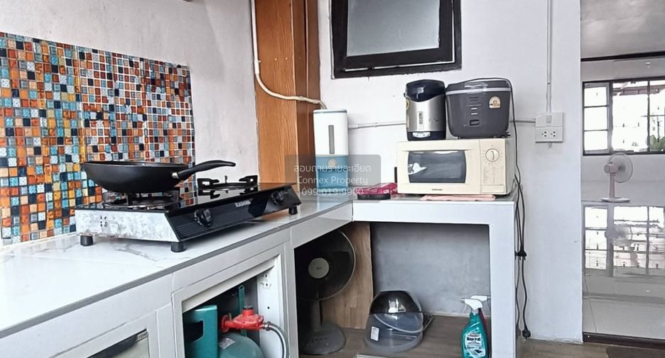 For sale 2 bedrooms townhouse in Bang Phli, Samut Prakan