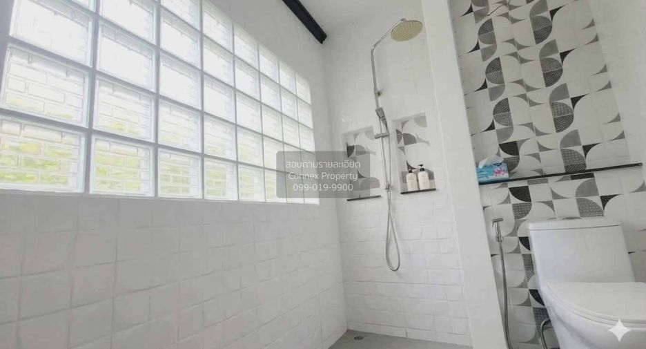 For sale 2 bedrooms townhouse in Bang Phli, Samut Prakan