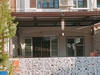 For sale 2 bedrooms townhouse in Bang Phli, Samut Prakan