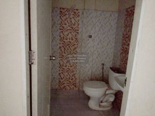 Reihenhaus zum Kauf mit 2 Zimmer in Khlong Sam Wa, Bangkok