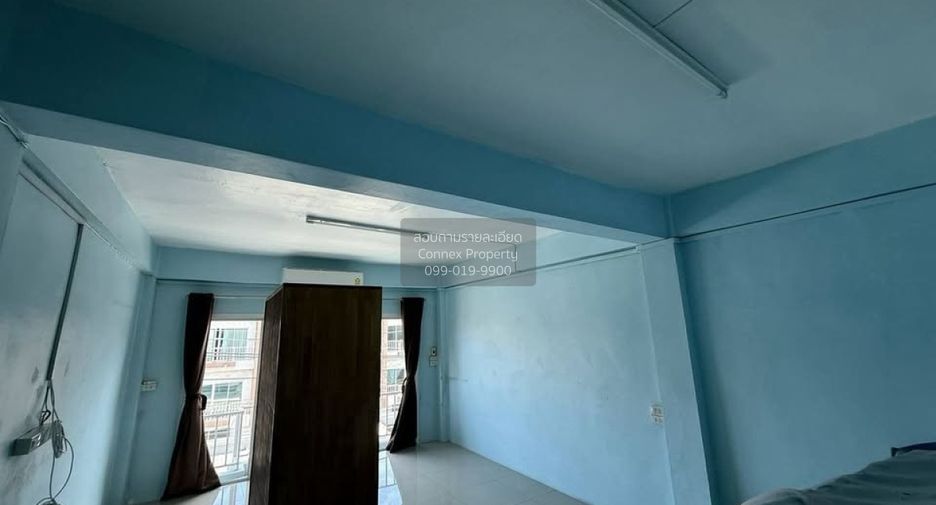 出售 4 卧室 商业空间 在 Ban Phaeo, Samut Sakhon