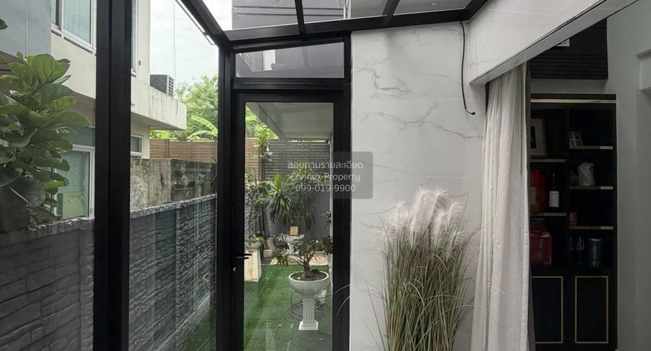 For sale 3 ベッドルーム house in Wang Thonglang, Bangkok