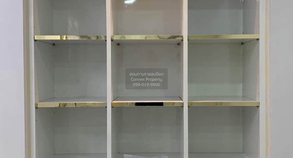 For sale 3 ベッドルーム house in Wang Thonglang, Bangkok