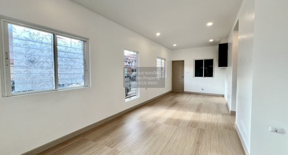 For sale 4 ベッドルーム townhouse in Thalang, Phuket