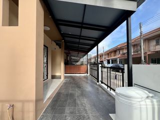 For sale 4 ベッドルーム townhouse in Thalang, Phuket