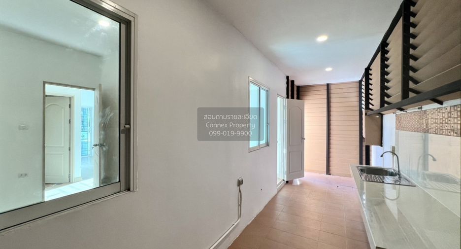 For sale 4 ベッドルーム townhouse in Thalang, Phuket