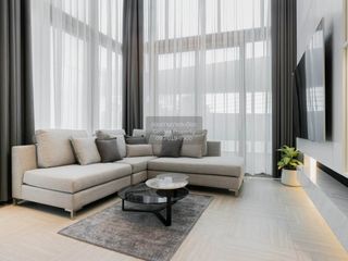 For sale 3 bedrooms retail Space in Chatuchak, Bangkok