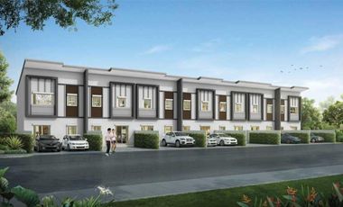 For sale 3 ベッドルーム townhouse in Bang Lamung, Chonburi