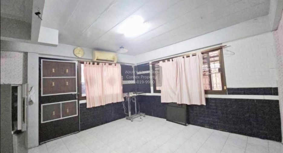Haus zum Kauf mit 1 Zimmer in Khan Na Yao, Bangkok