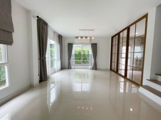 出售 3 卧室 独立屋 在 Bang Phli, Samut Prakan