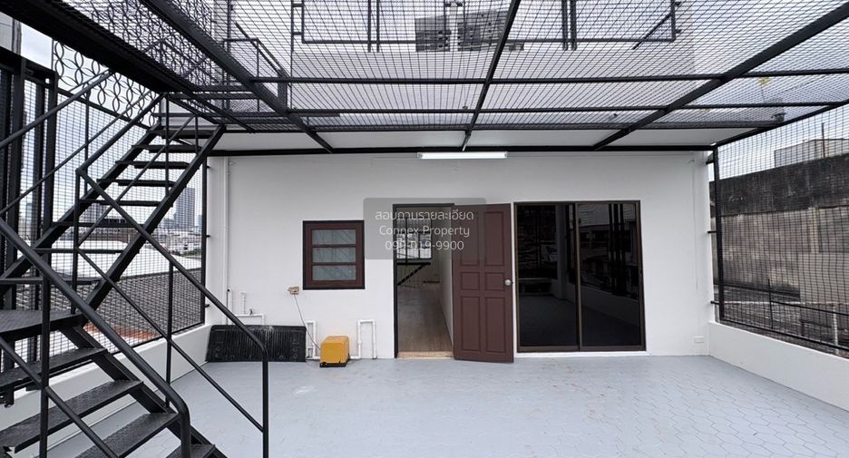 Casa adosada en venta de 4 habitaciones en Bang Rak, Bangkok
