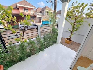 Haus zum Kauf mit 3 Zimmer in Bang Bon, Bangkok