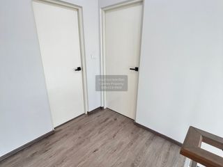Casa adosada en venta de 3 habitaciones en Bang Khen, Bangkok