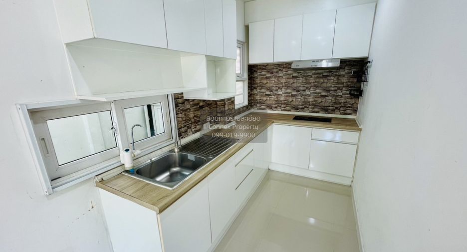 For sale 4 ベッドルーム house in Bang Yai, Nonthaburi