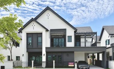 Casa en venta de 4 habitaciones en Bang Phli, Samut Prakan