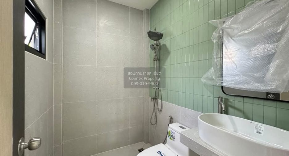 Reihenhaus zum Kauf mit 4 Zimmer in Mueang Phuket, Phuket