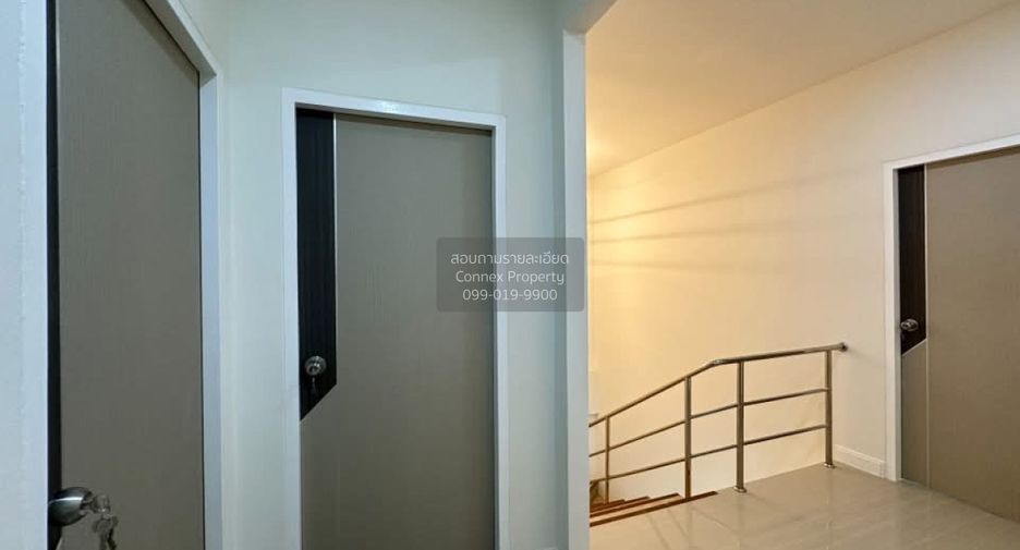 Reihenhaus zum Kauf mit 4 Zimmer in Mueang Phuket, Phuket