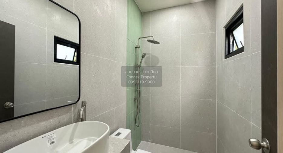 Reihenhaus zum Kauf mit 4 Zimmer in Mueang Phuket, Phuket