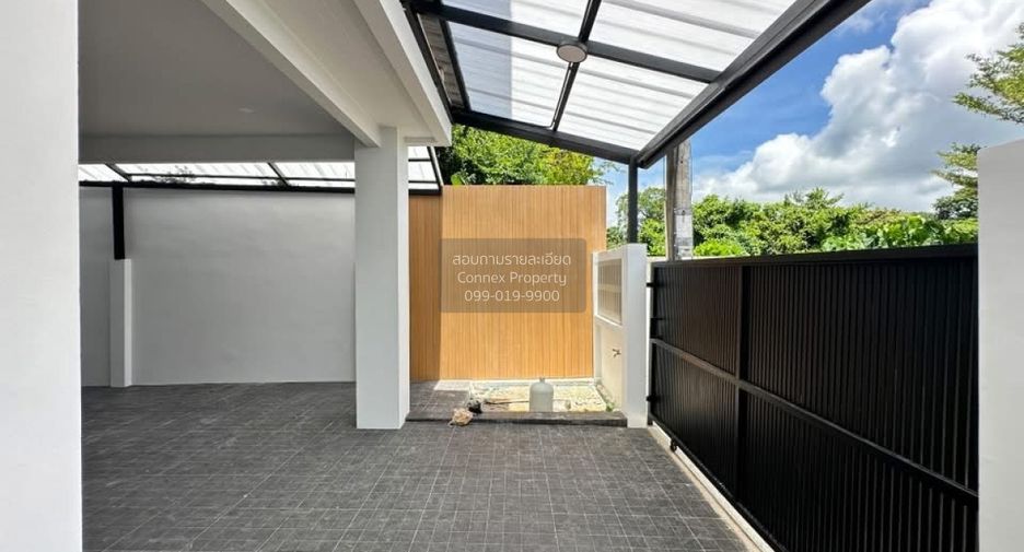 Reihenhaus zum Kauf mit 4 Zimmer in Mueang Phuket, Phuket