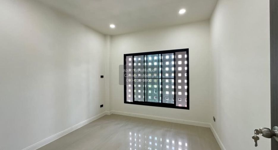 Reihenhaus zum Kauf mit 4 Zimmer in Mueang Phuket, Phuket