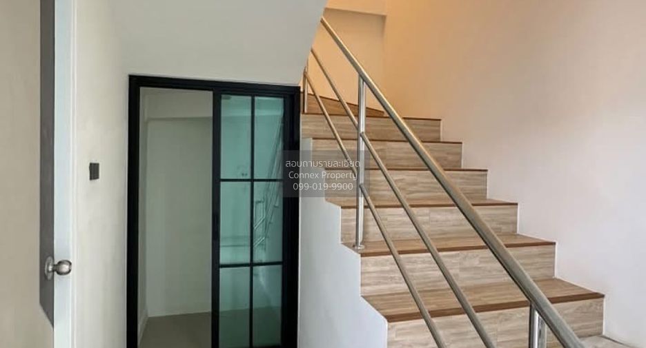 Reihenhaus zum Kauf mit 4 Zimmer in Mueang Phuket, Phuket