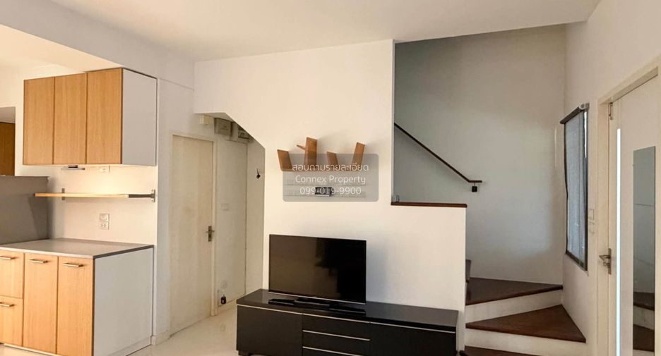 Casa adosada en venta de 3 habitaciones en Bang Khun Thian, Bangkok