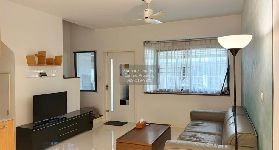 Casa adosada en venta de 3 habitaciones en Bang Khun Thian, Bangkok