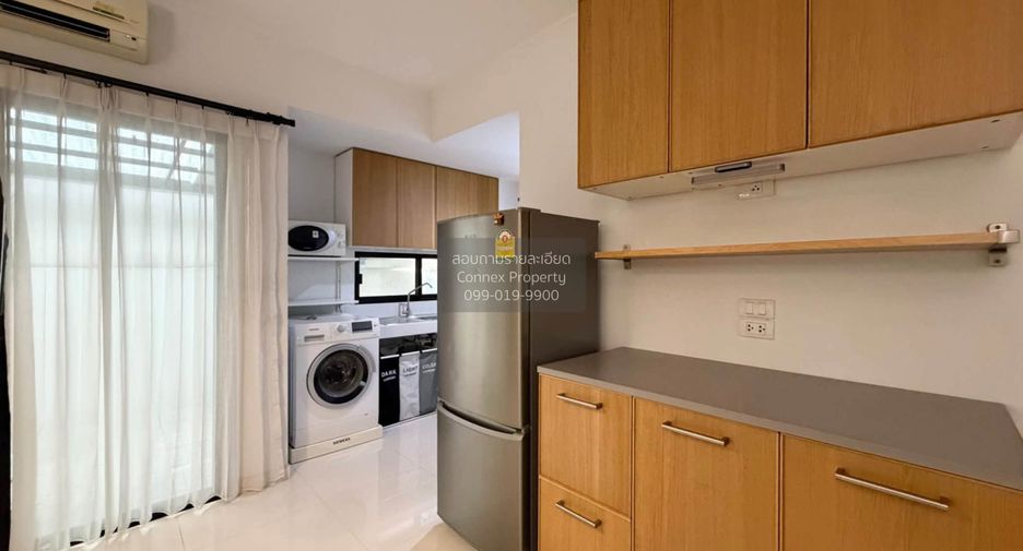 Casa adosada en venta de 3 habitaciones en Bang Khun Thian, Bangkok