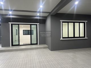 For sale 4 bedrooms house in Phasi Charoen, Bangkok