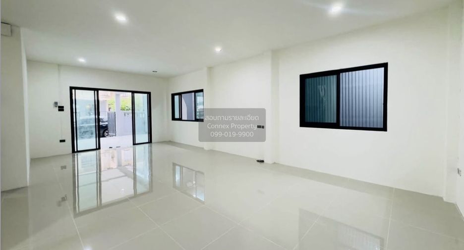 For sale 4 bedrooms house in Phasi Charoen, Bangkok