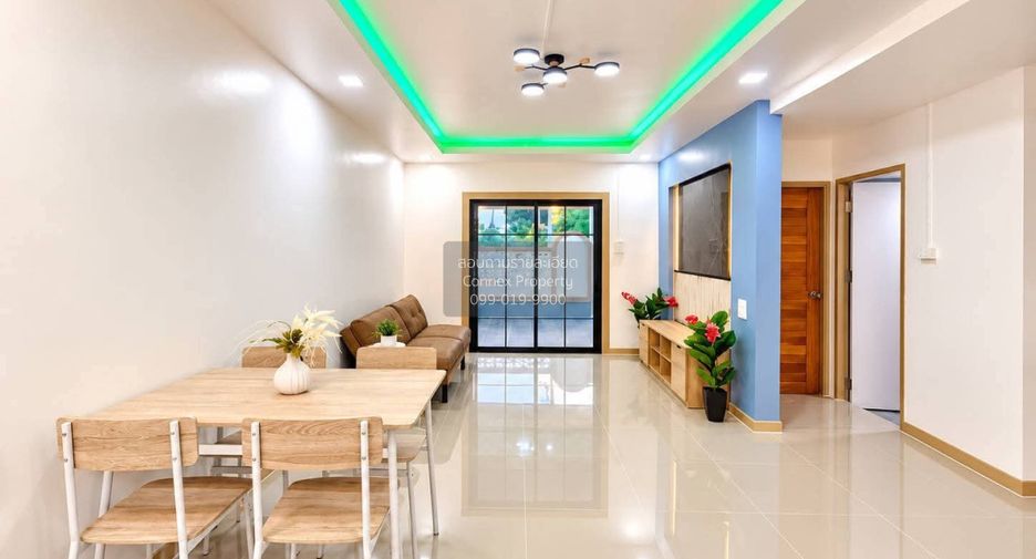 出售 3 卧室 联排别墅 在 Sai Noi, Nonthaburi