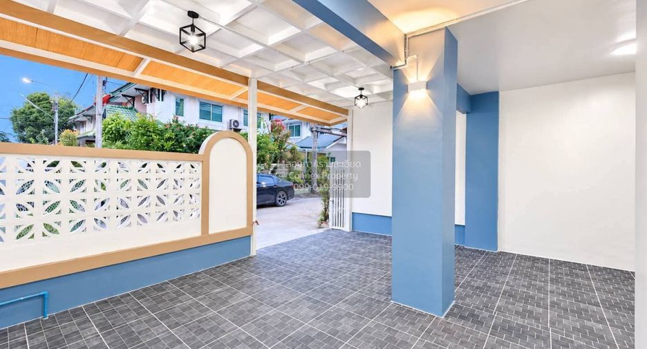 出售 3 卧室 联排别墅 在 Sai Noi, Nonthaburi