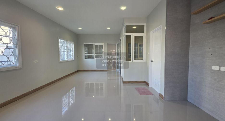À vendre 4 chambres maison de ville à Bang Kruai, Nonthaburi
