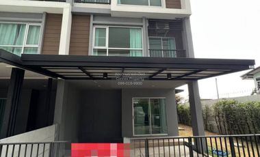 À vendre 3 chambres maison de ville à Bang Khun Thian, Bangkok