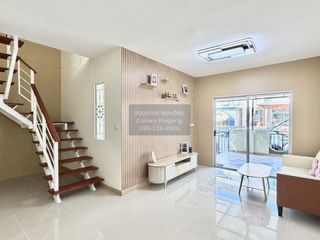 出售 3 卧室 联排别墅 在 Mueang Samut Prakan, Samut Prakan