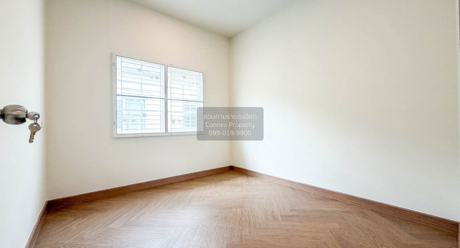 Casa adosada en venta de 4 habitaciones en Mueang Nonthaburi, Nonthaburi