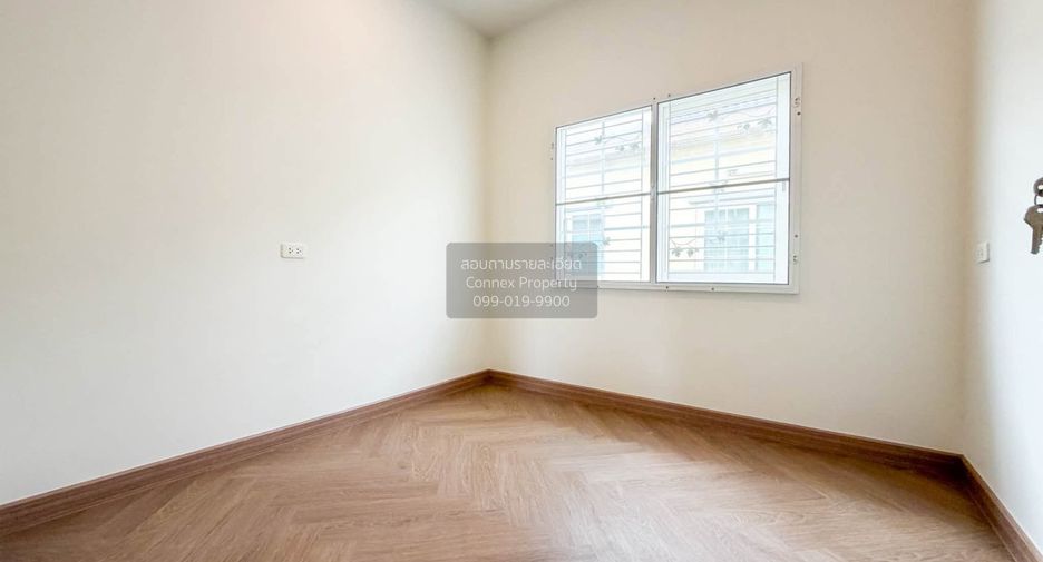 Casa adosada en venta de 4 habitaciones en Mueang Nonthaburi, Nonthaburi
