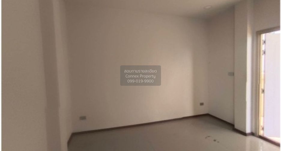 For sale 4 ベッドルーム house in Phanat Nikhom, Chonburi