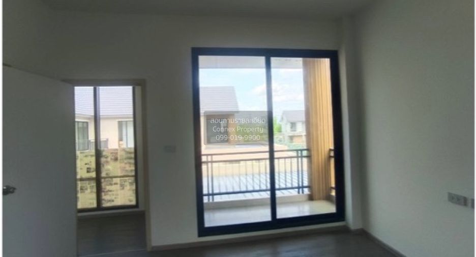For sale 4 ベッドルーム house in Phanat Nikhom, Chonburi