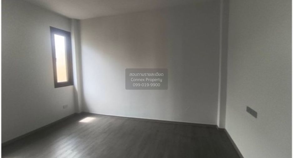 For sale 4 ベッドルーム house in Phanat Nikhom, Chonburi