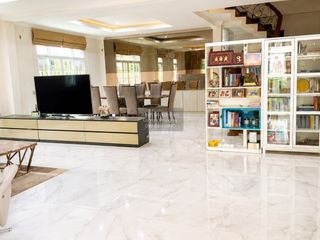 For sale 5 bedrooms house in Phasi Charoen, Bangkok